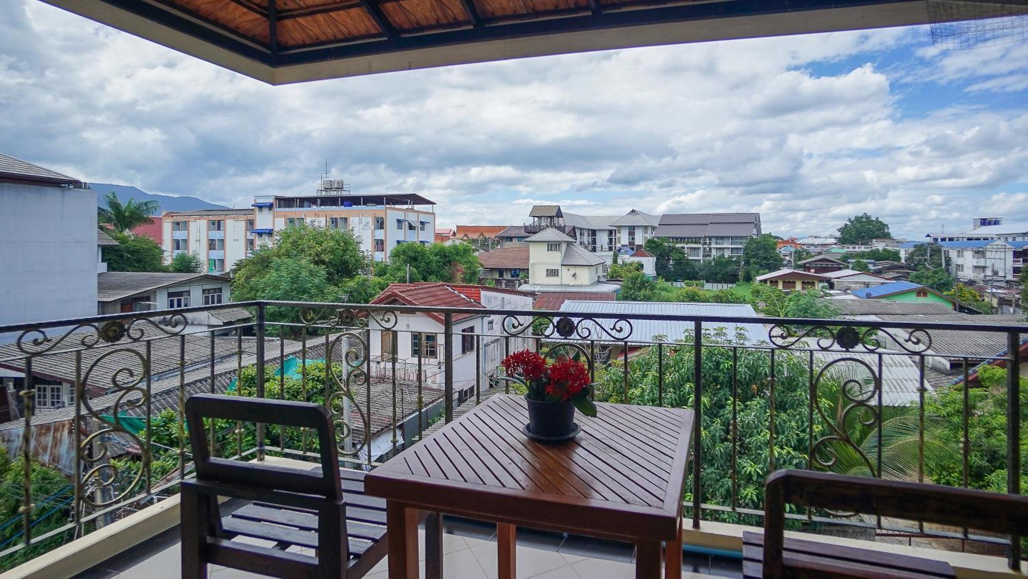 Laph Kham House Aparthotel Τσιάνγκ Μάι Εξωτερικό φωτογραφία