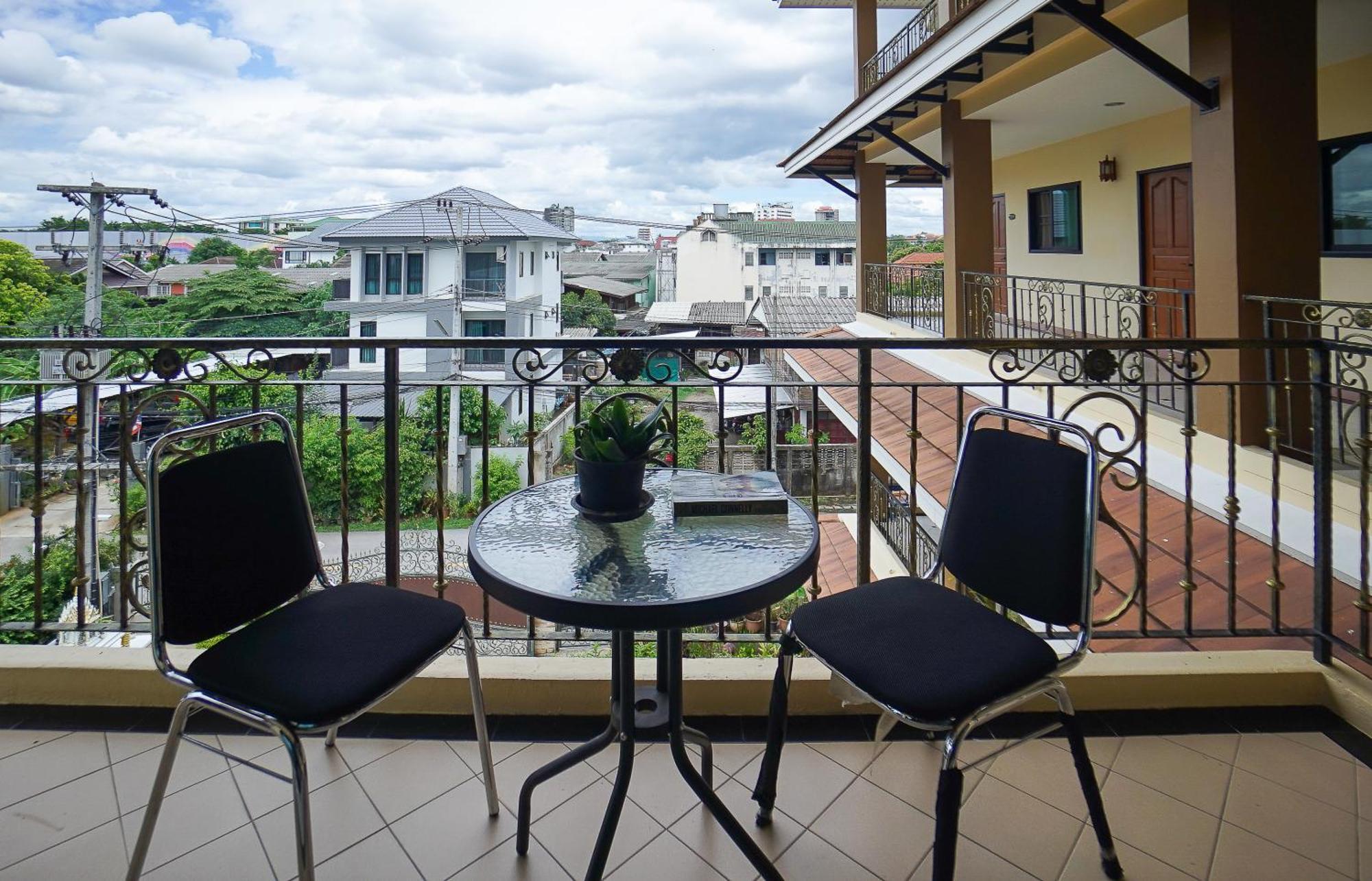 Laph Kham House Aparthotel Τσιάνγκ Μάι Εξωτερικό φωτογραφία